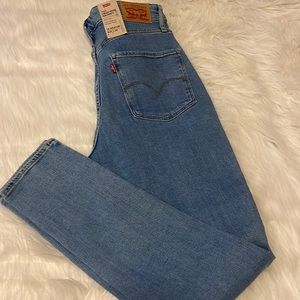 Levi&rsquo;s Women's 721 High-Waisted Skinny Jeans 31x30